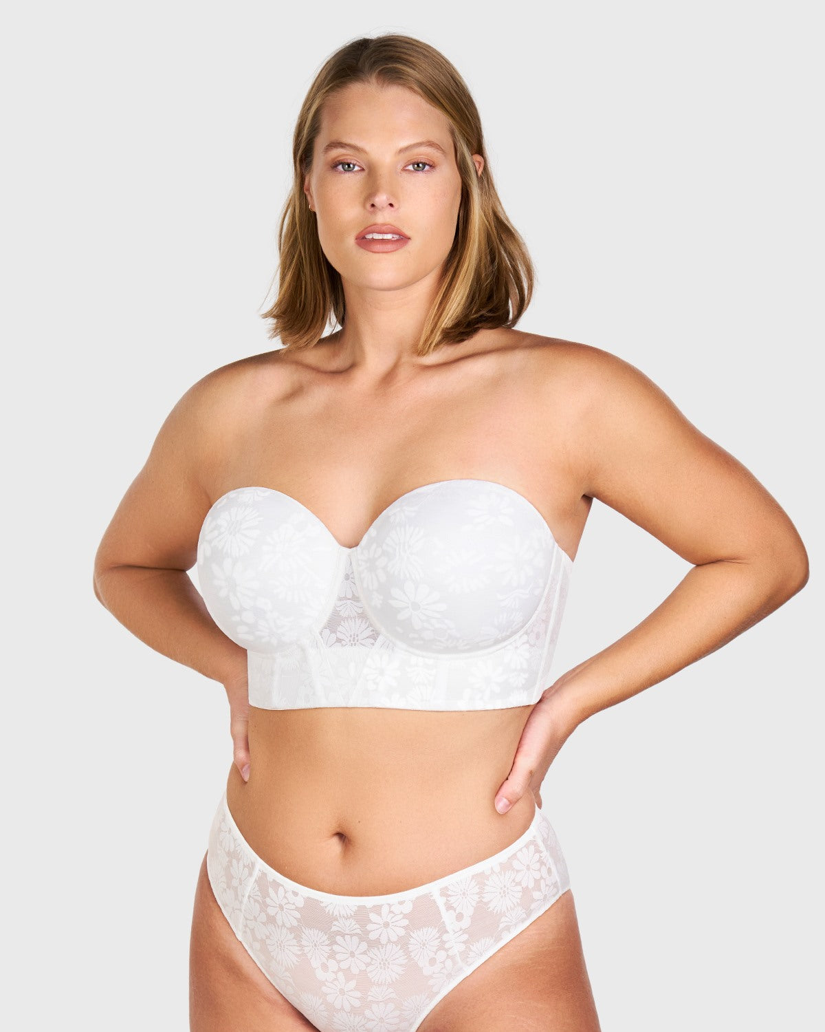 Daisy Smooth Lace Lightly Padded Longline Underwire Strapless Balconette Bra - HSIA