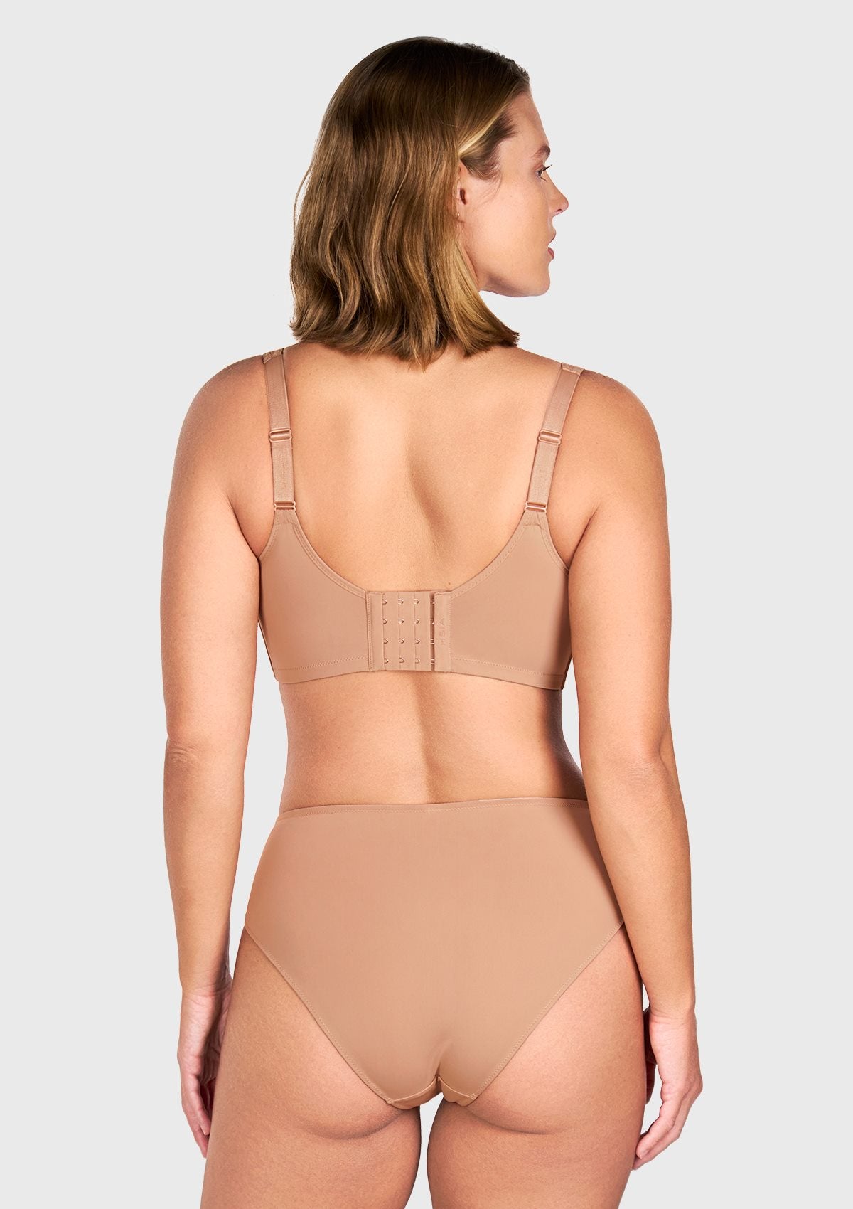 CoolComfort Smoothing Unlined Minimizer Underwire Bra - HSIA