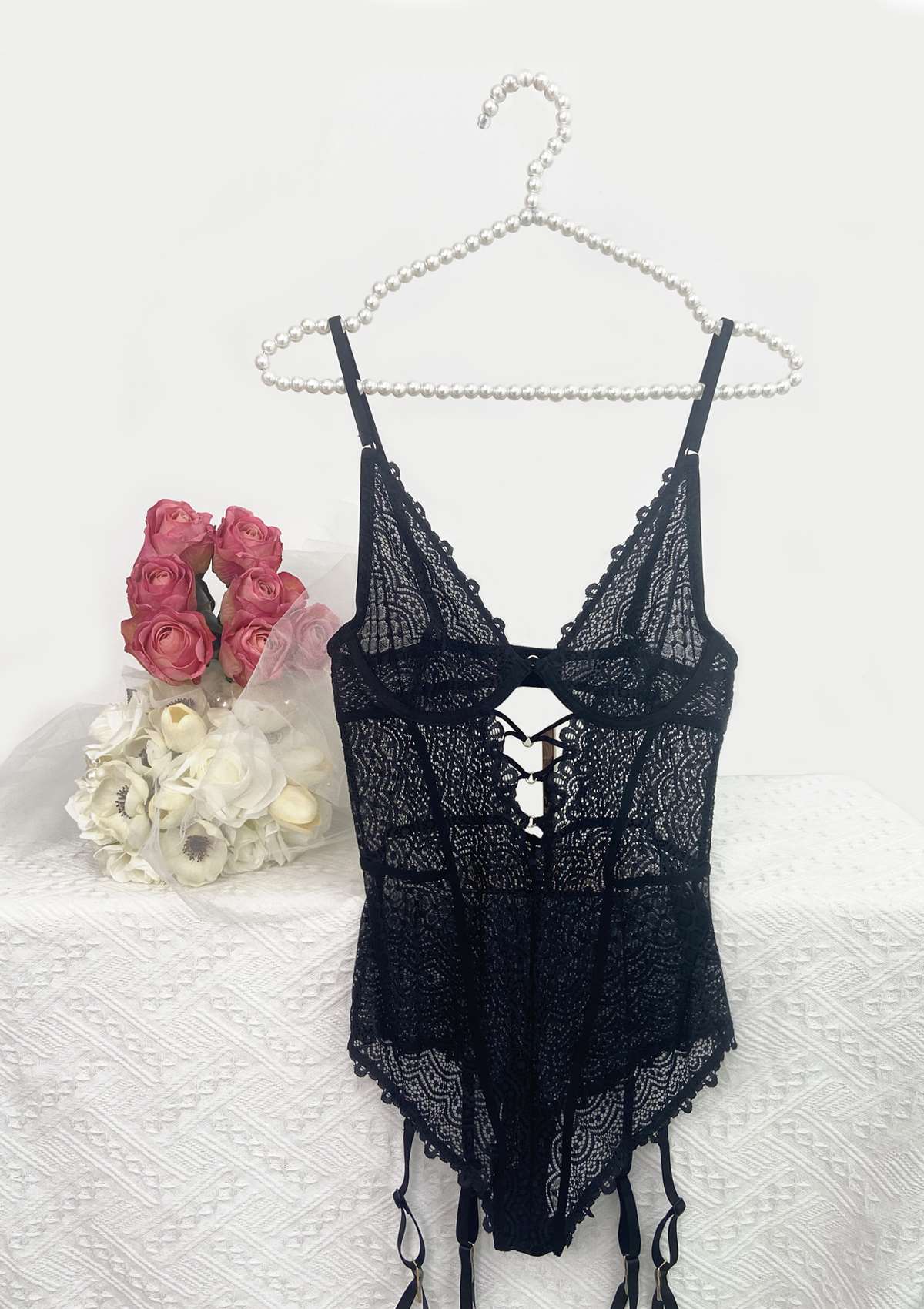 MOMSHIP Unlined Underwire Lace Low Back Teddy - HSIA