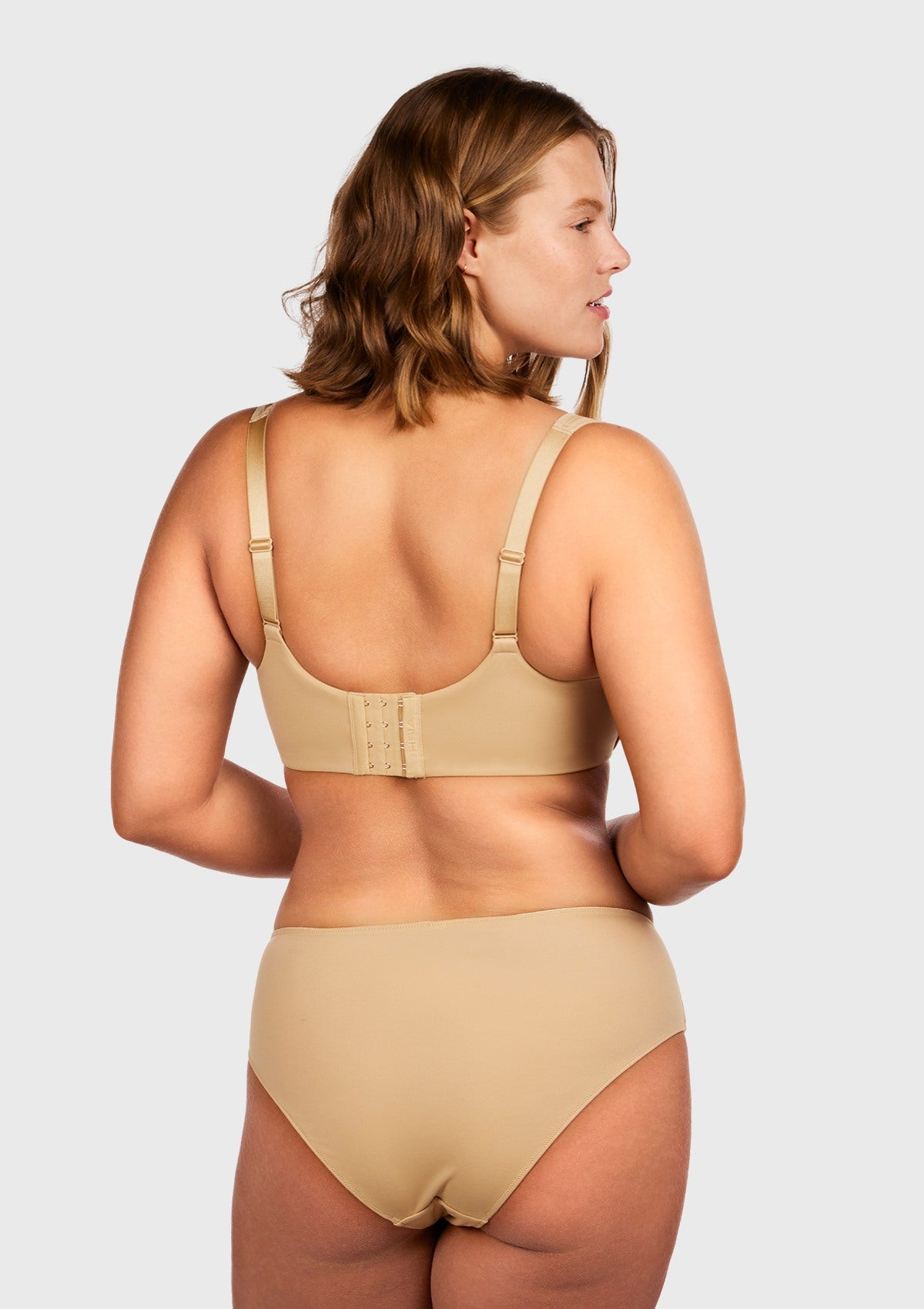 Patricia T-shirt Beige Lightly Padded Underwire Minimizer Bra - HSIA